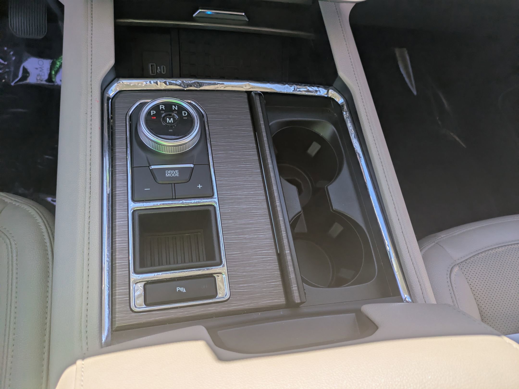 Certified 2024 Ford Expedition Limited image 22