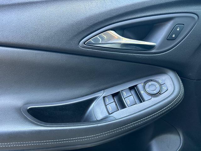 Used 2024 Buick Encore GX Preferred FWD image 10