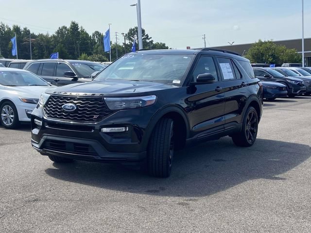 Certified 2023 Ford Explorer ST w/ Equipment Group 401A AWD/4WD image 4