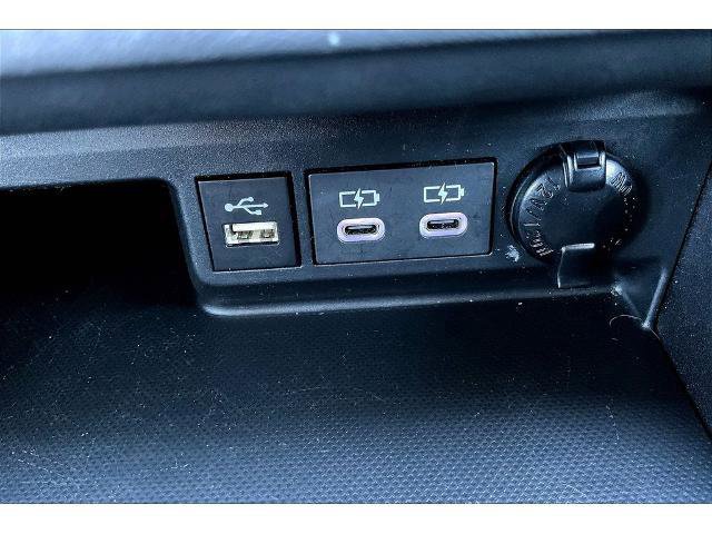 Used 2024 Toyota Highlander LE image 15