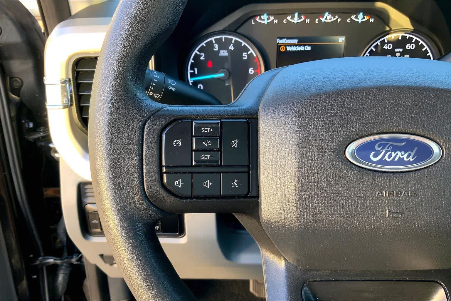 Certified 2025 Ford F250 XLT AWD/4WD image 24