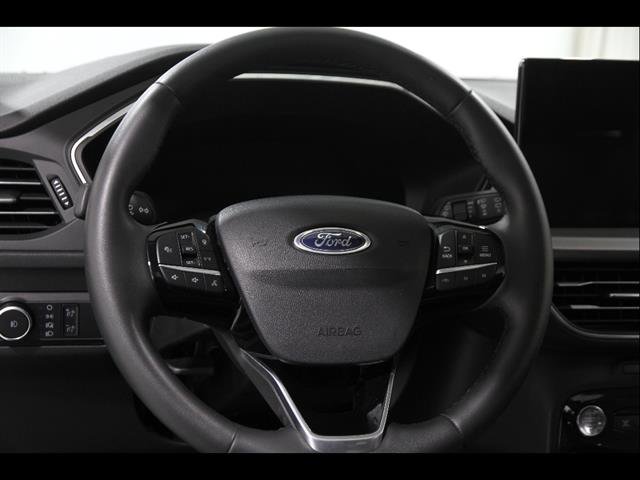 Certified 2023 Ford Escape Platinum w/ Premium Technology Package AWD/4WD image 7