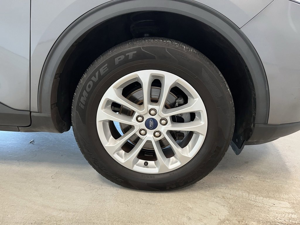 Certified 2022 Ford Escape SE image 12