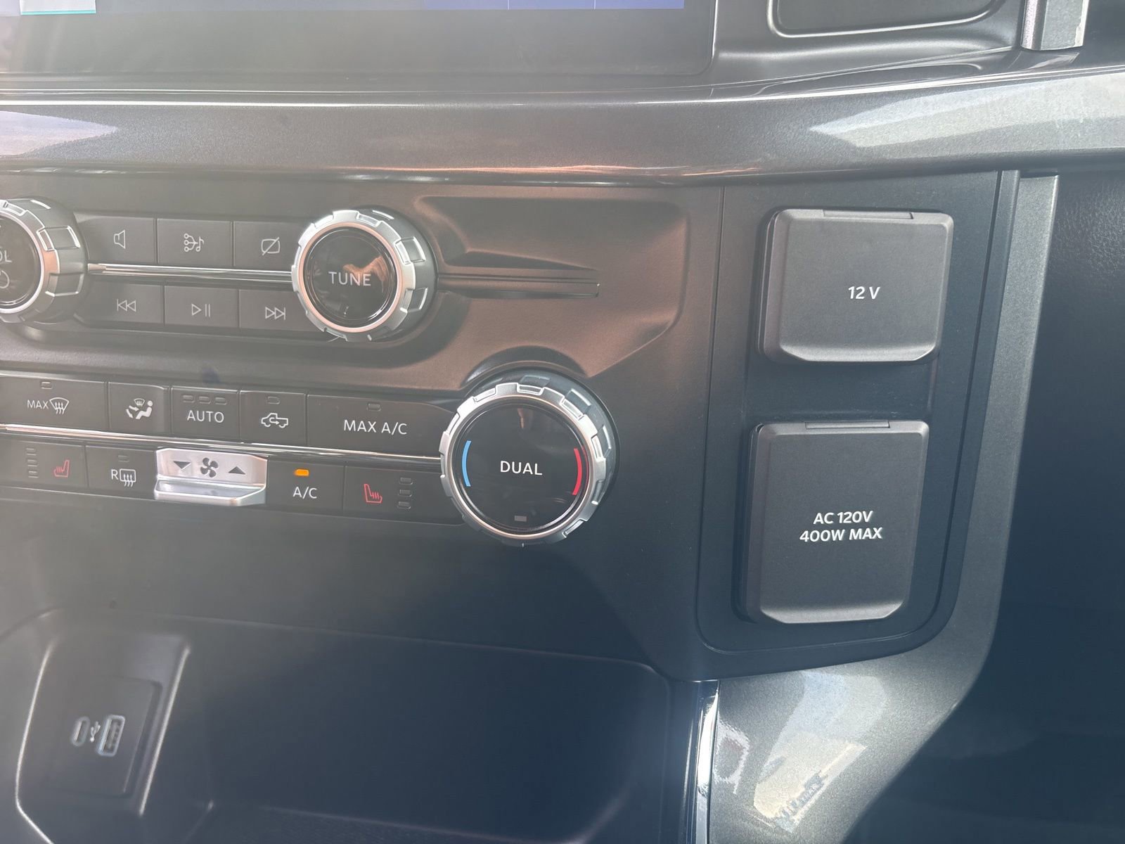 Certified 2023 Ford F150 XLT w/ Equipment Group 302A High image 33