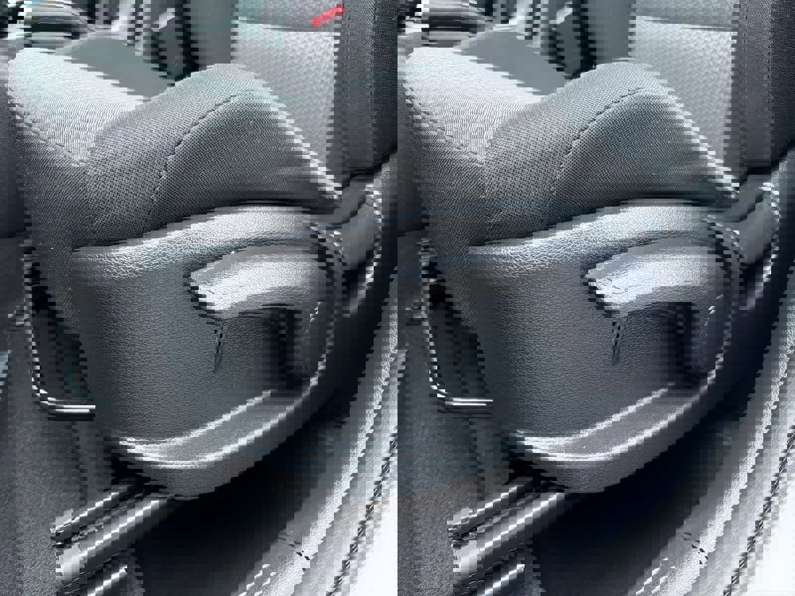 Used 2023 Kia Soul LX w/ LX Technology Package image 18