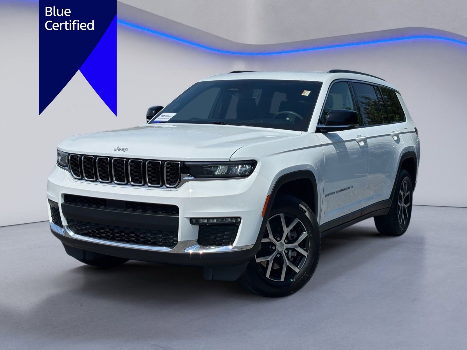 Used 2024 Jeep Grand Cherokee L Limited AWD/4WD image 1