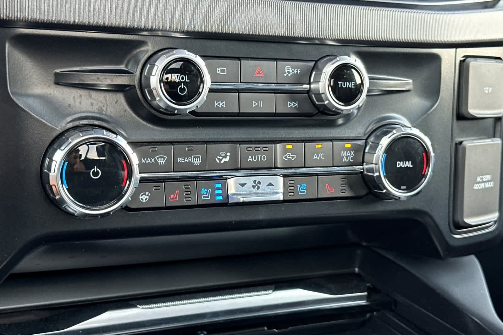 Certified 2026 Ford F350 Platinum AWD/4WD image 20