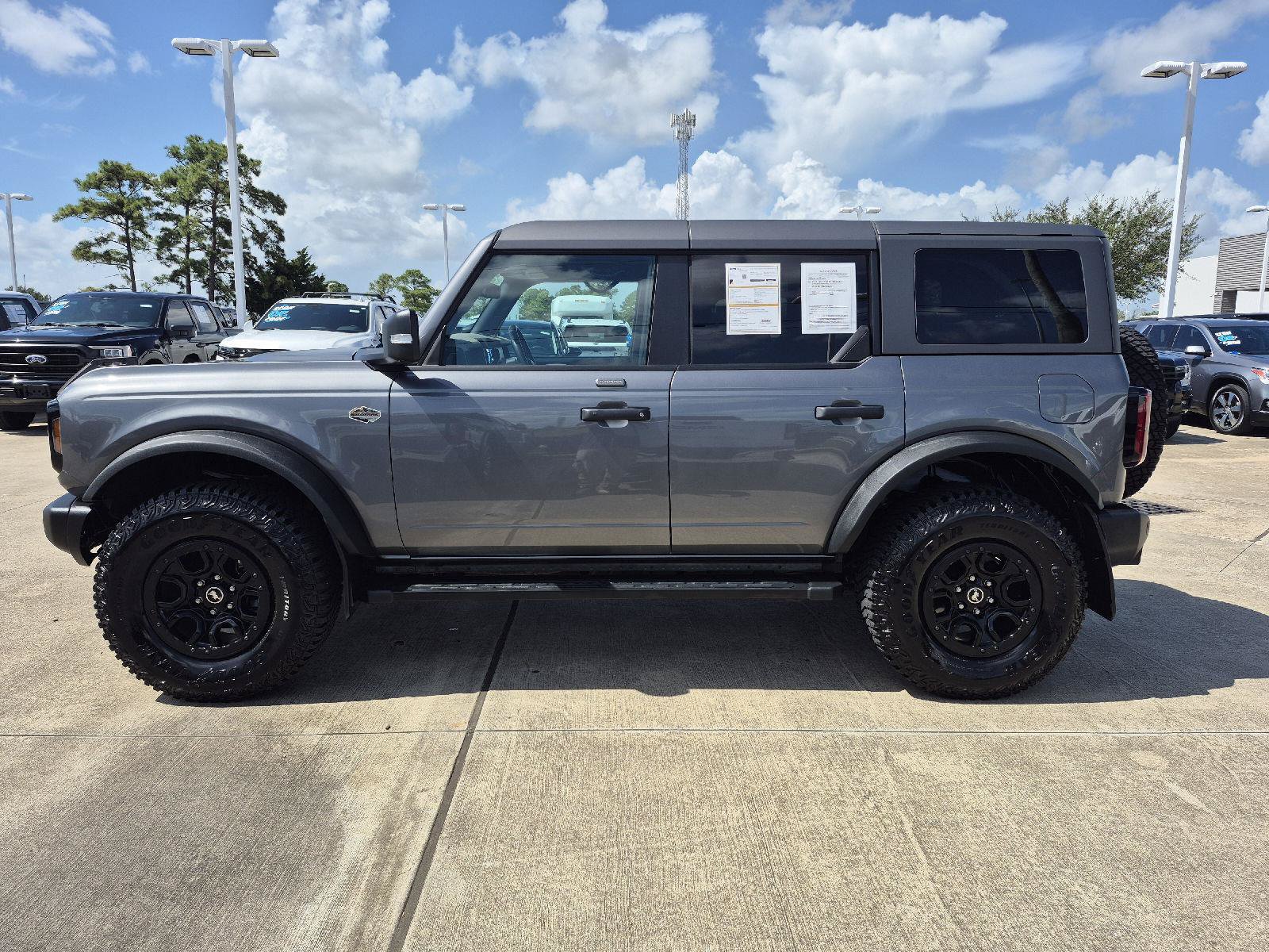 Certified 2023 Ford Bronco Wildtrak AWD/4WD image 16