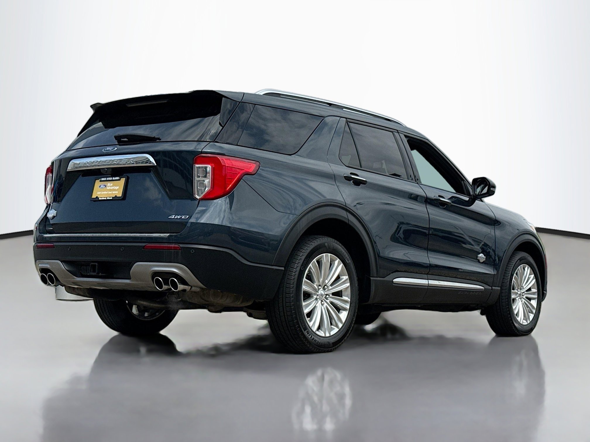 Certified 2023 Ford Explorer King Ranch w/ Technology Package AWD/4WD image 2