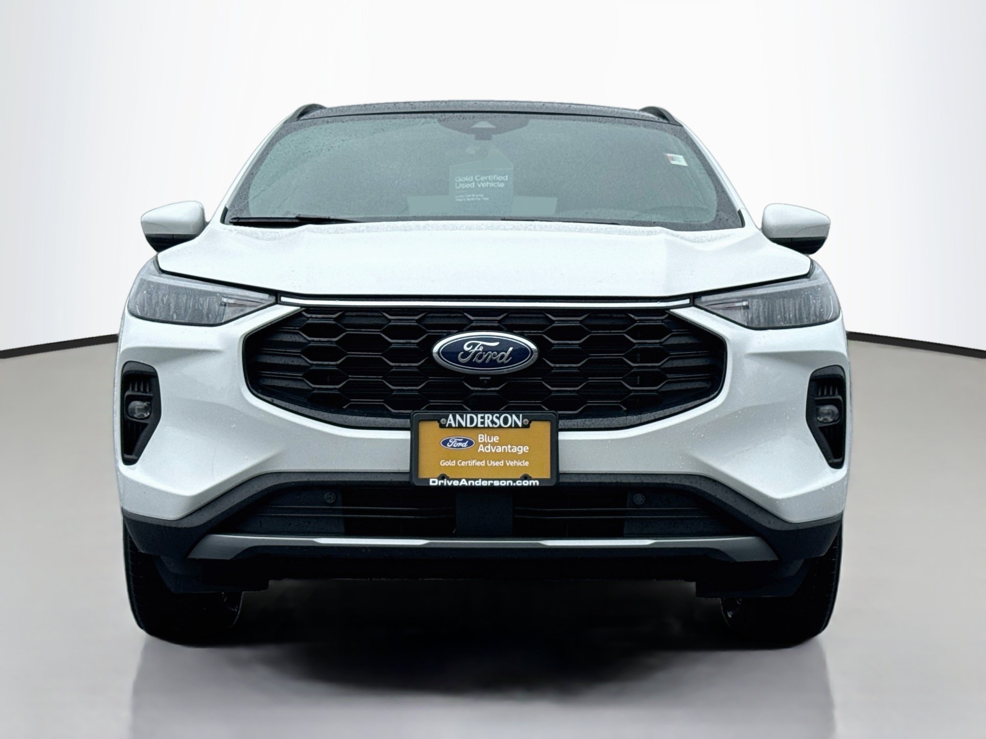 Certified 2025 Ford Escape ST-Line Select w/ Tech Pack #2 AWD/4WD image 2
