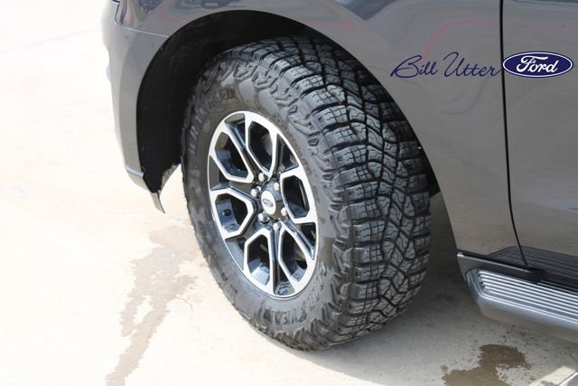 Certified 2024 Ford Expedition Max XLT image 9