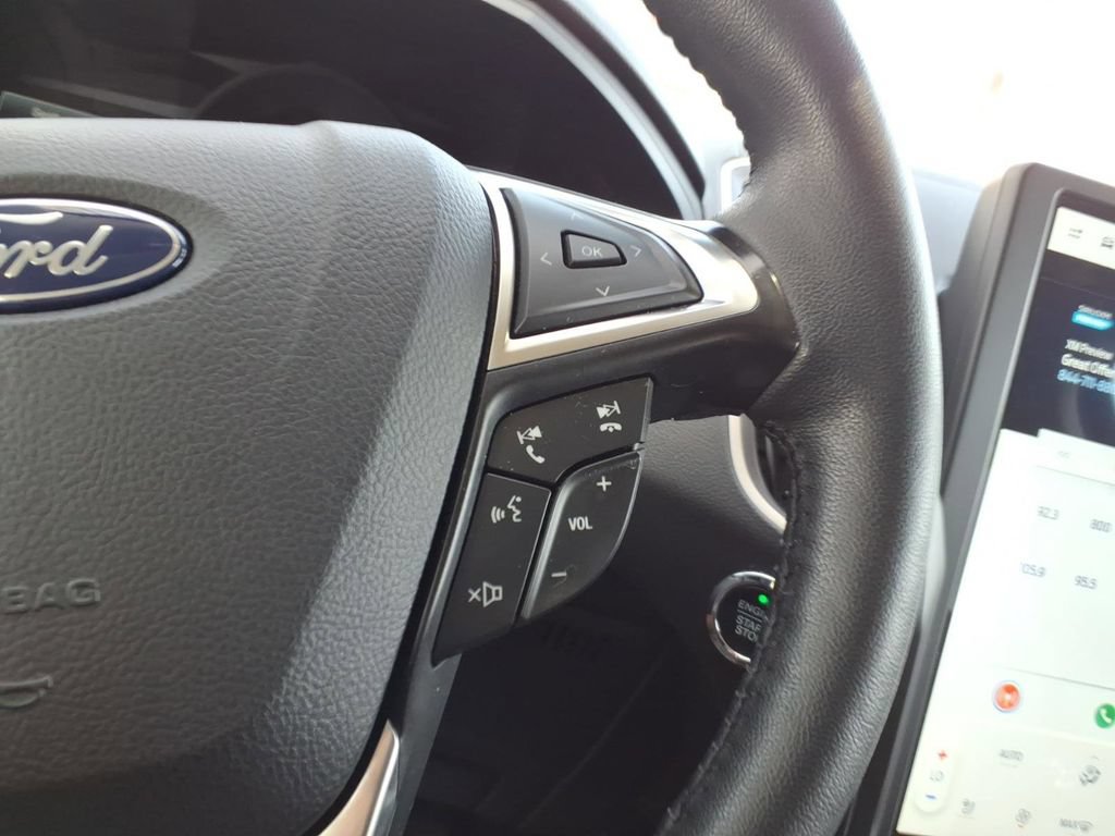 Certified 2024 Ford Edge SEL w/ Convenience Package AWD/4WD image 16