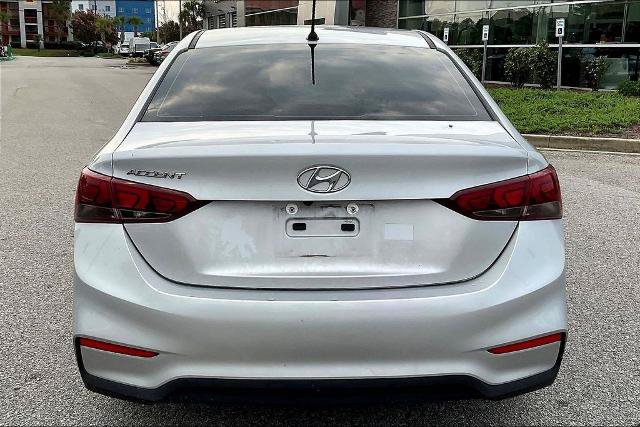Used 2022 Hyundai Accent SE FWD image 5