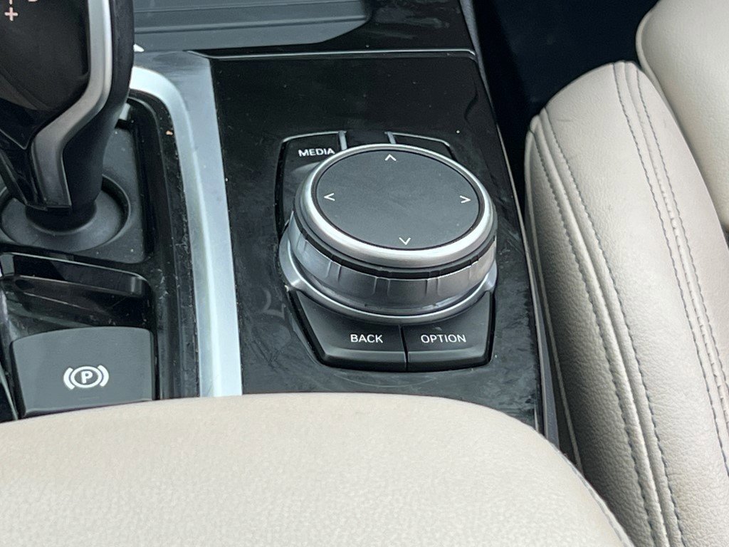 Used 2021 BMW X3 xDrive30e w/ M Sport Package image 28