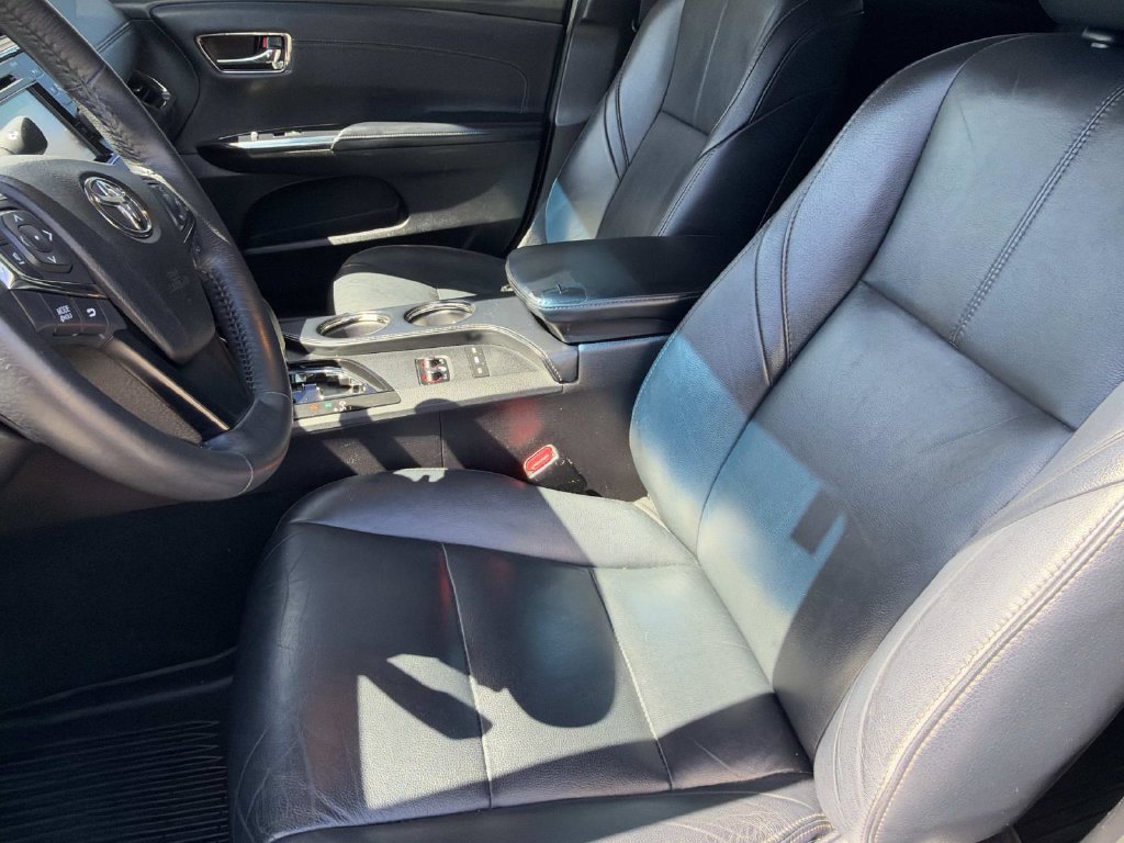 Used 2018 Toyota Avalon XLE Premium w/ Carpet Mat Package FWD image 20