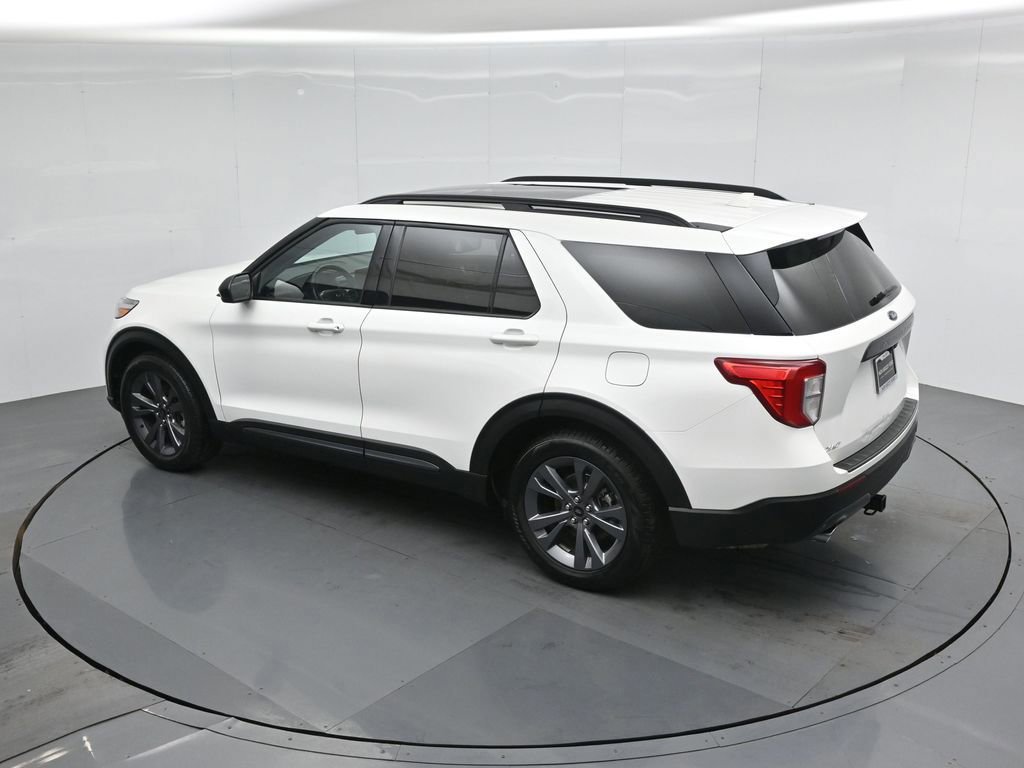 Certified 2023 Ford Explorer XLT w/ Equipment Group 202A image 22