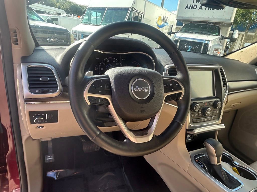 Used 2017 Jeep Grand Cherokee Limited image 33