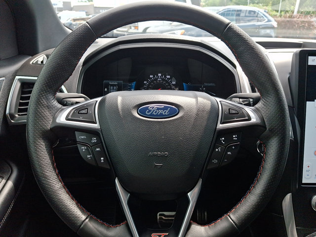 Certified 2024 Ford Edge ST w/ Equipment Group 401A AWD/4WD image 25