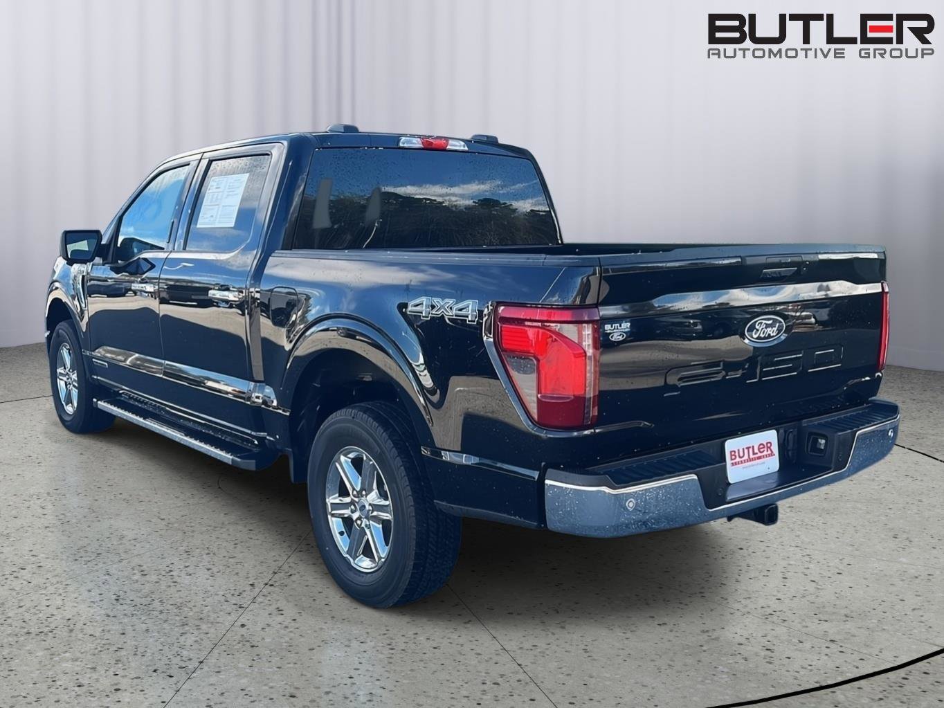 Certified 2024 Ford F150 XLT w/ Mobile Office Package image 4