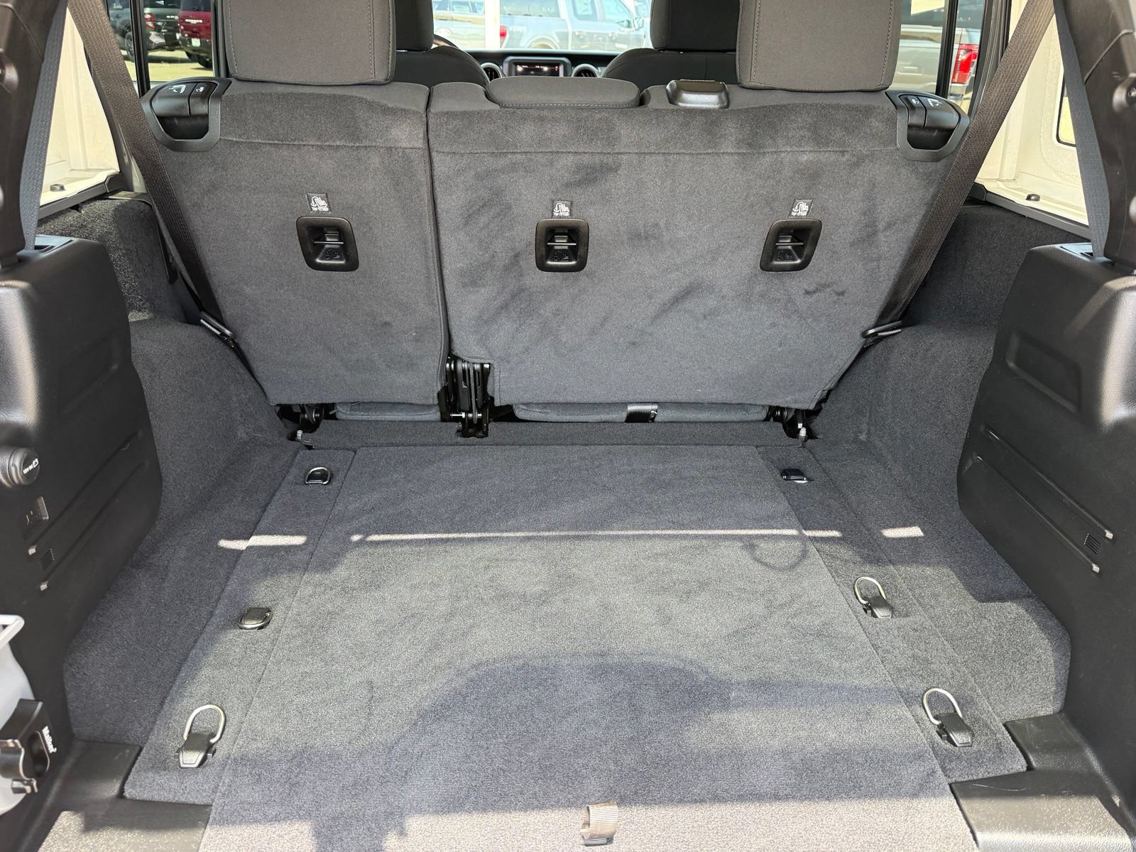 Used 2021 Jeep Wrangler Unlimited Sport AWD/4WD image 19