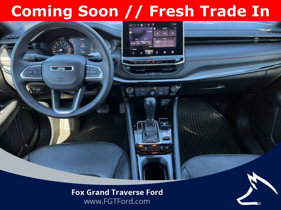 Used 2024 Jeep Compass Trailhawk AWD/4WD image 8