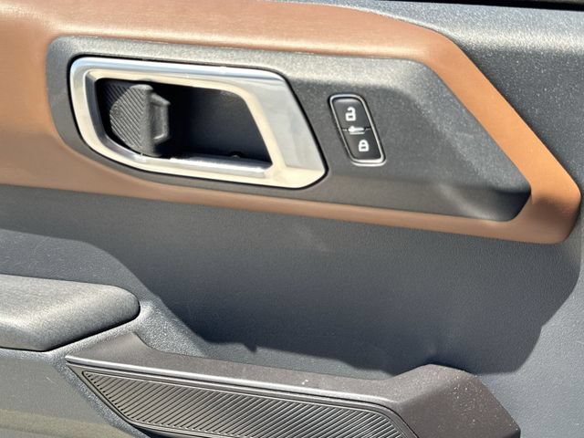 Certified 2024 Ford Bronco Outer Banks AWD/4WD image 13