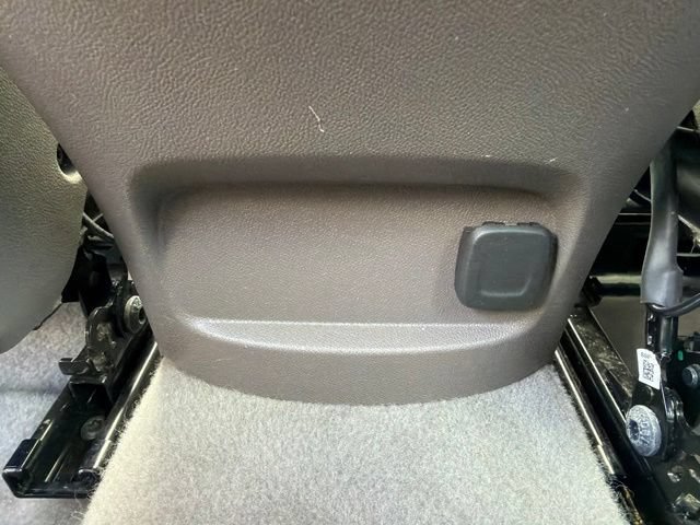Used 2023 Chevrolet Malibu LT FWD image 15