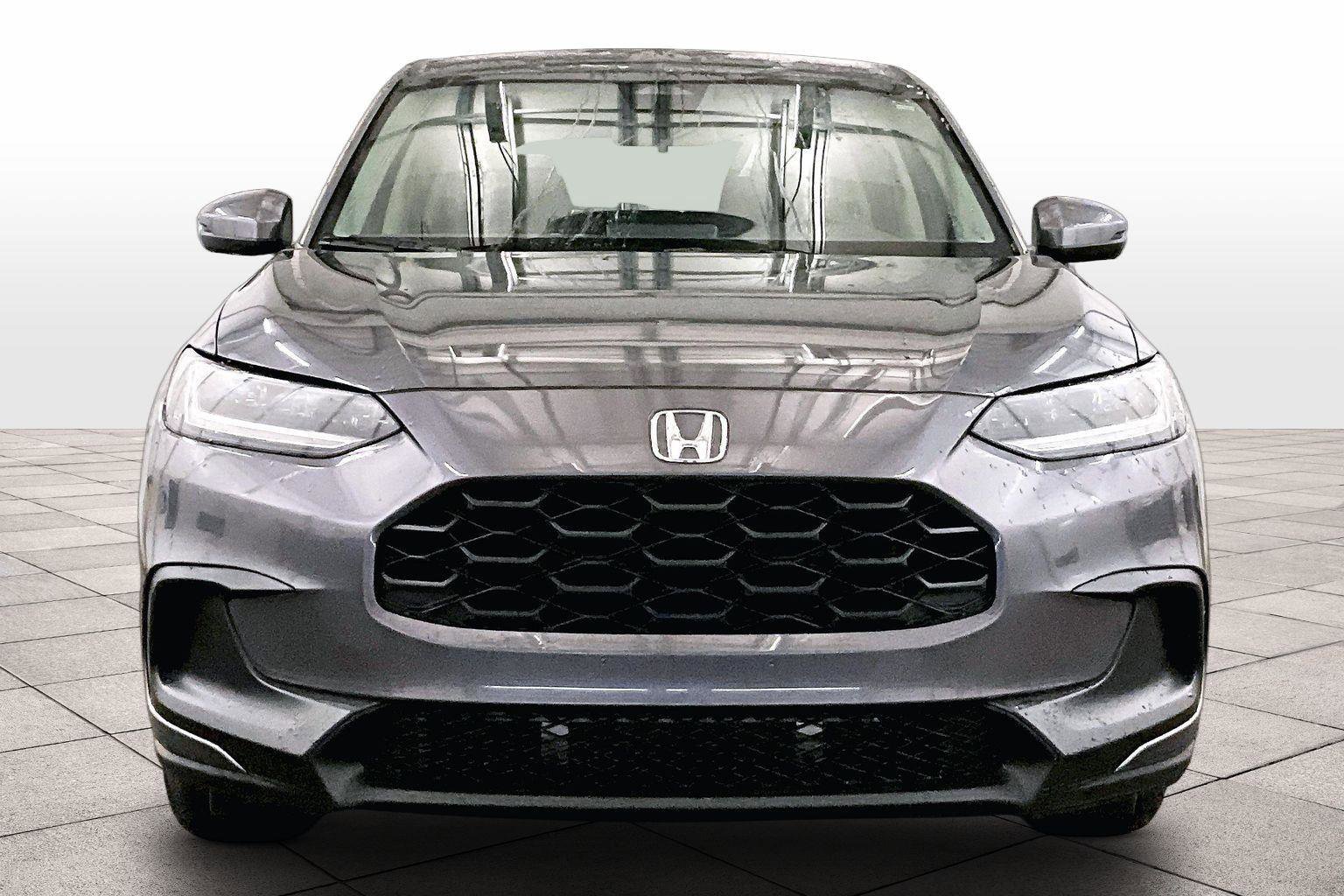 Used 2025 Honda HR-V LX image 3