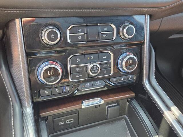 Used 2023 GMC Yukon Denali Ultimate AWD/4WD image 25