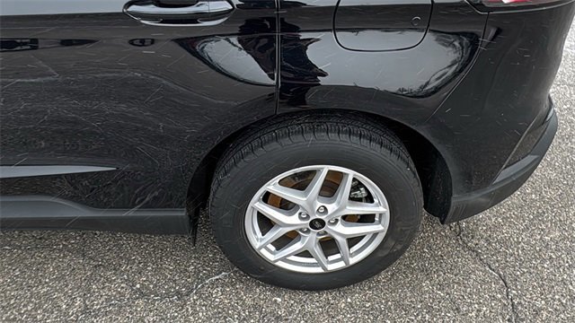 Certified 2024 Ford Edge SEL w/ Convenience Package image 28