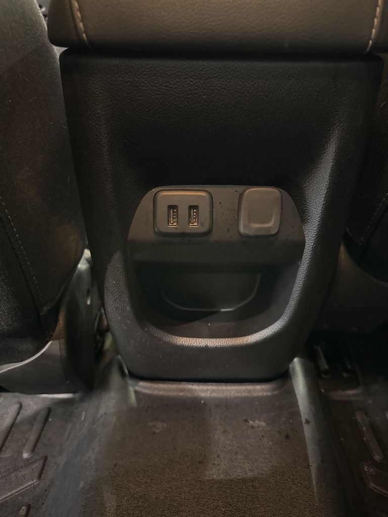 Used 2018 Chevrolet Colorado LT w/ LT Convenience Package AWD/4WD image 15