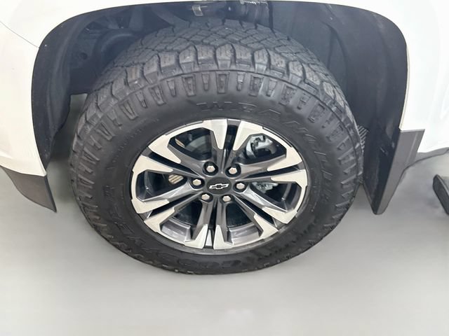 Used 2022 Chevrolet Colorado Z71 AWD/4WD image 30