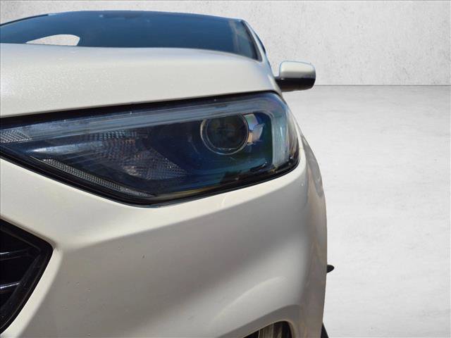 Certified 2020 Ford Edge ST w/ Cold Weather Package AWD/4WD image 9