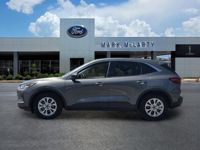 Certified 2023 Ford Escape Active FWD image 2