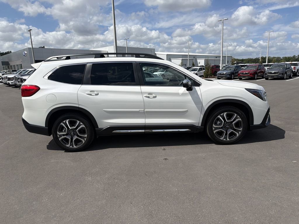 Used 2023 Subaru Ascent Limited w/ Technology Package image 3