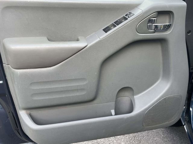 Used 2019 Nissan Frontier SV image 15