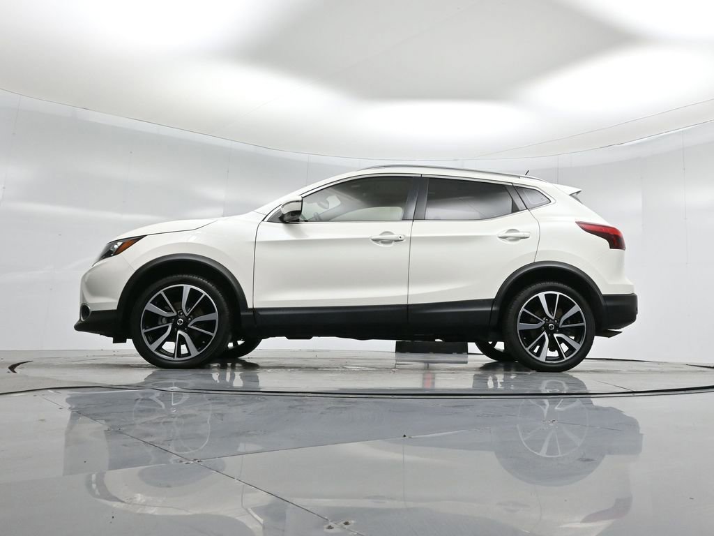Used 2019 Nissan Rogue Sport SL w/ Premium Package image 24