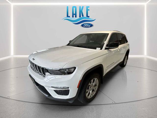 Used 2023 Jeep Grand Cherokee Limited AWD/4WD image 7