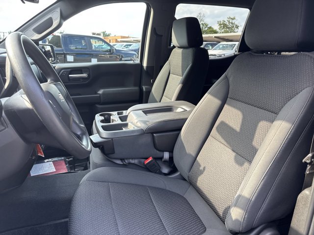 Used 2020 Chevrolet Silverado 1500 Custom w/ Custom Value Package AWD/4WD image 11