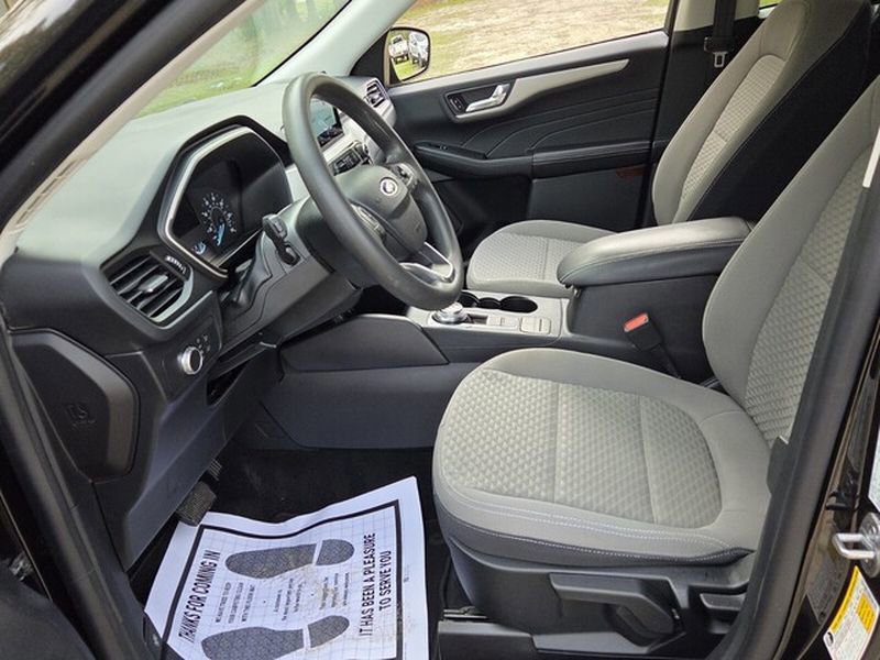 Certified 2021 Ford Escape SE w/ SE Sport Appearance Package image 10