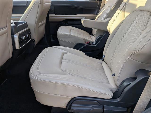 Certified 2023 Ford Expedition Limited image 19