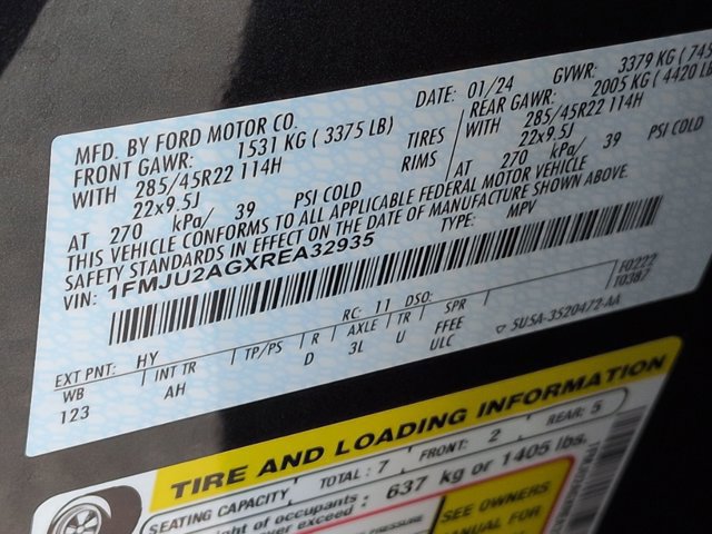 Certified 2024 Ford Expedition Limited image 40