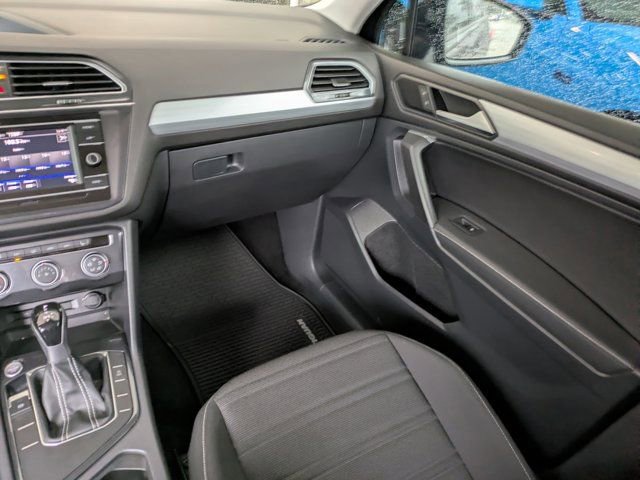 Used 2022 Volkswagen Tiguan S image 15