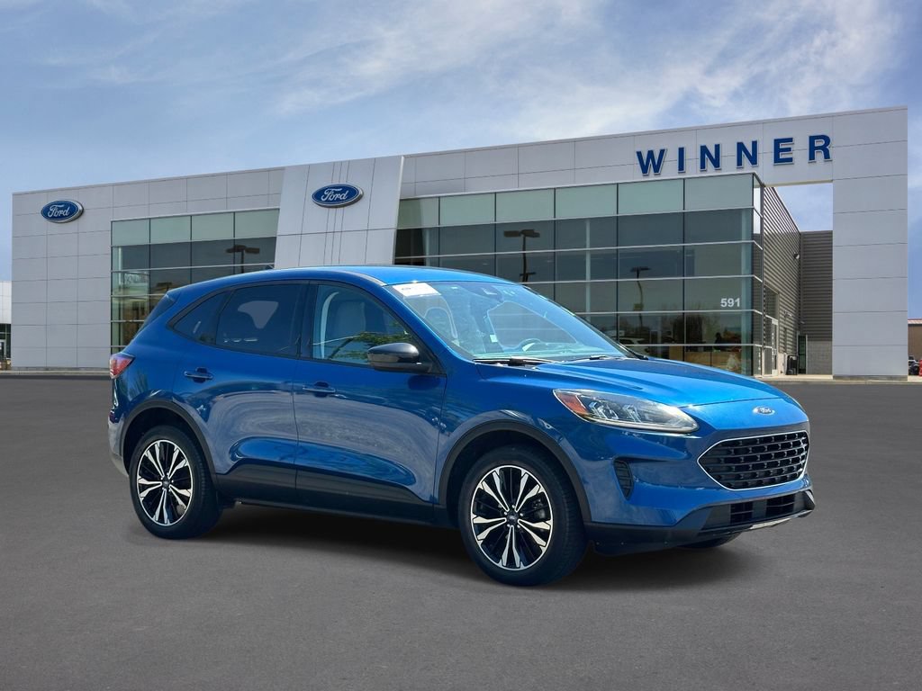 Certified 2022 Ford Escape SE w/ SE Sport Appearance Package AWD/4WD image 6