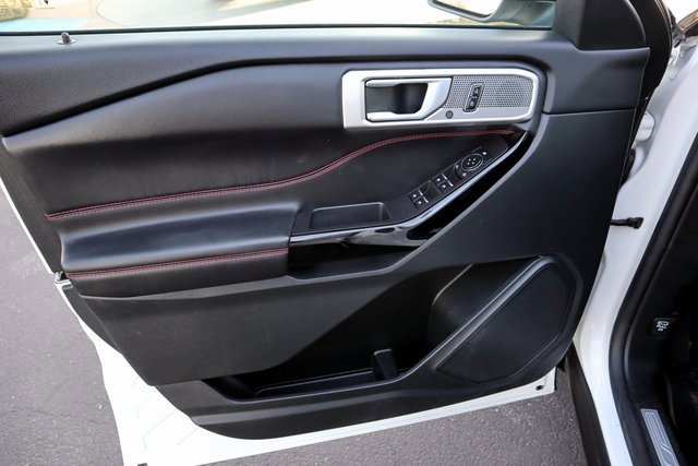 Certified 2023 Ford Explorer ST-Line w/ Class IV Trailer Tow Package image 29