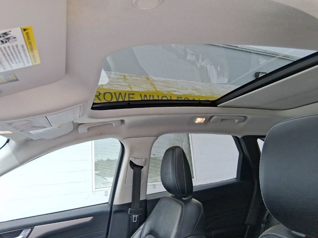 Certified 2022 Ford Escape SEL image 33