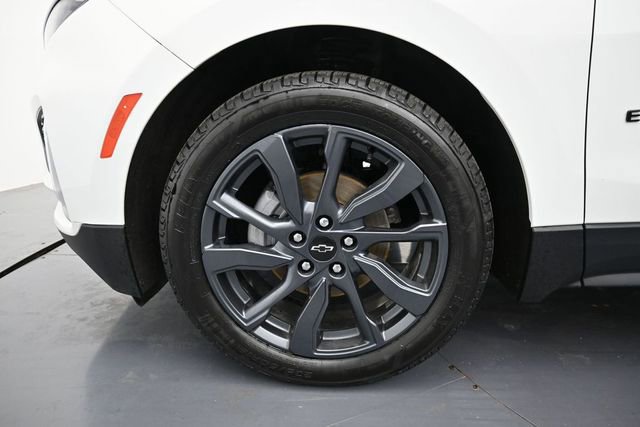 Used 2022 Chevrolet Equinox RS w/ LPO, Floor Liner Package FWD image 9