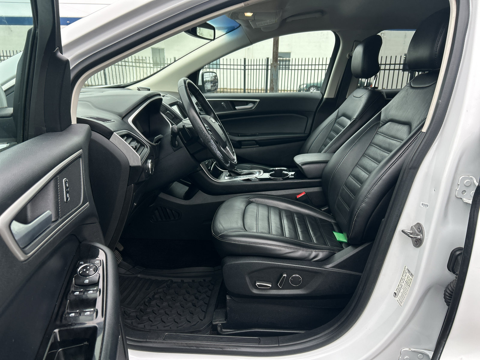 Certified 2017 Ford Edge SEL w/ Equipment Group 201A FWD image 13