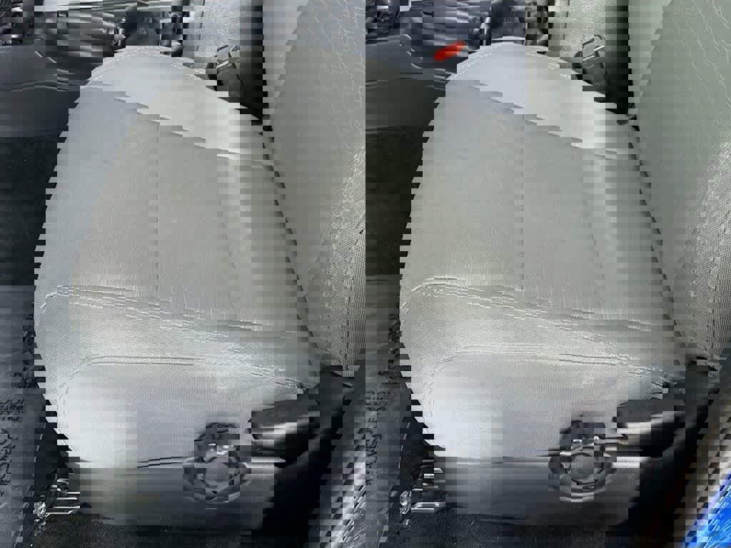 Used 2018 Toyota Tacoma SR5 RWD image 28