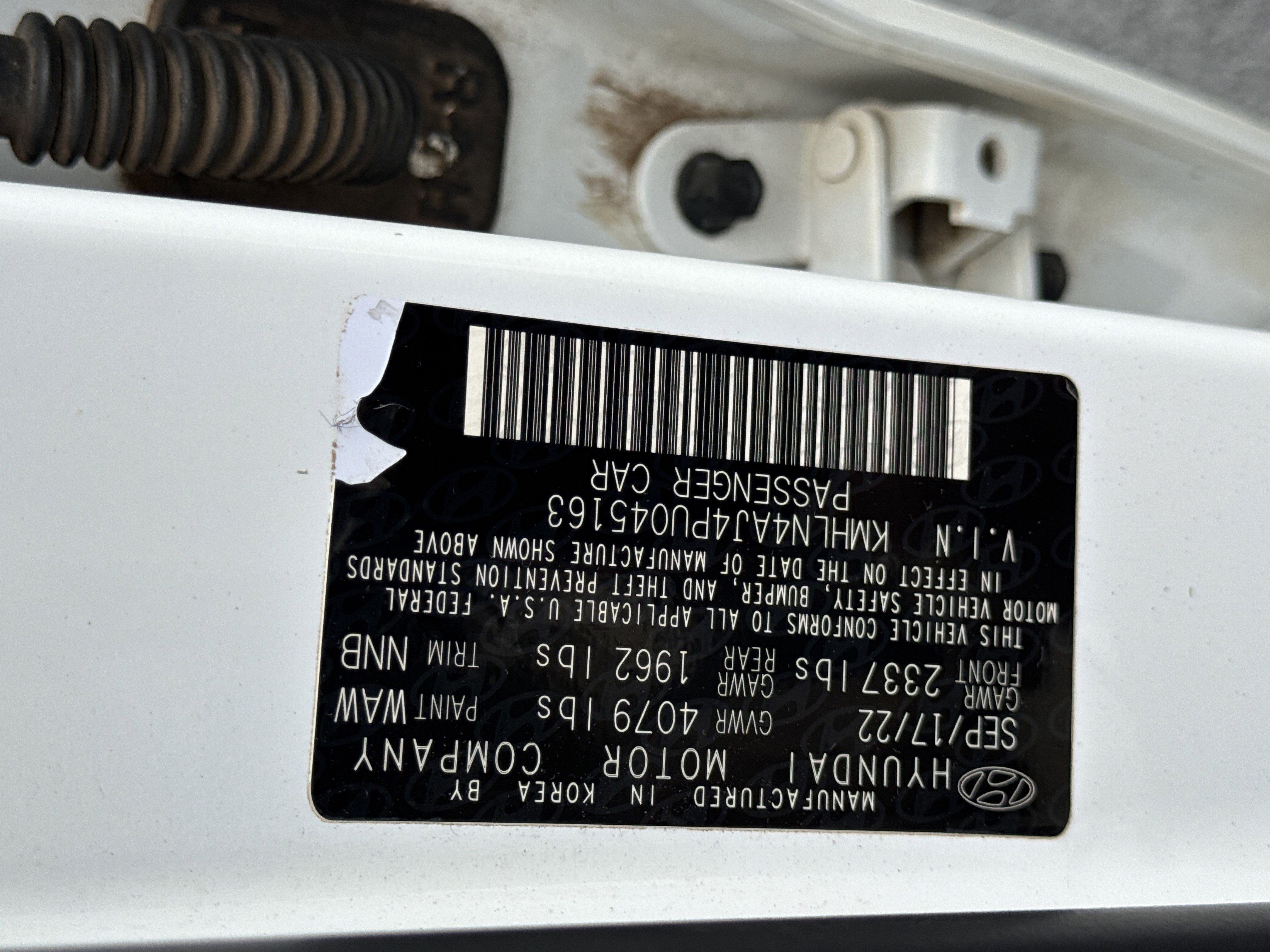 Used 2023 Hyundai Elantra Limited w/ Cargo Package image 31